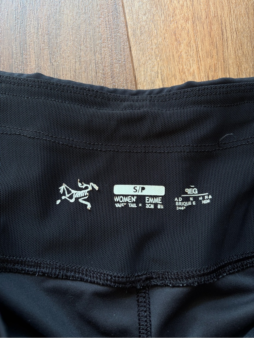 Arc’teryx Cita Shorts Women’s Black Trail Running Athletic Outdoor Athleisure - Picture 5 of 7